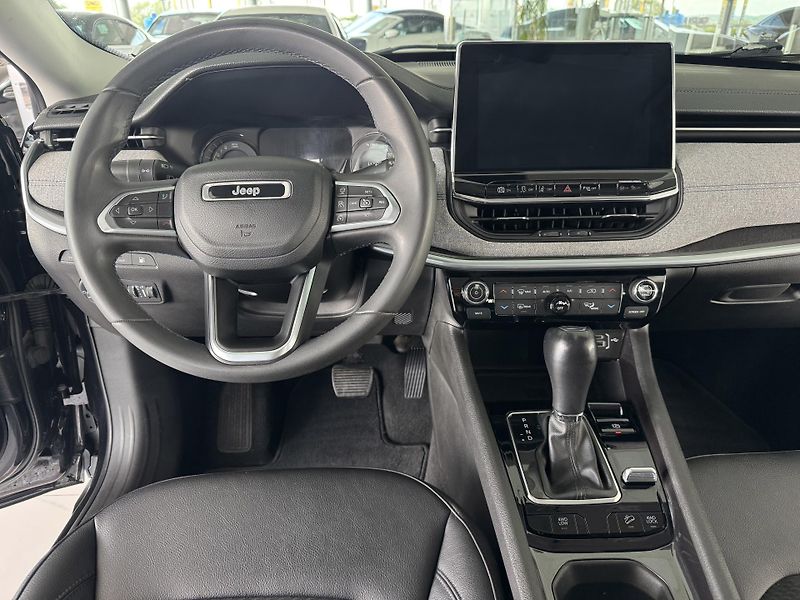 Jeep Compass 1,3T 4xe*AWD*FACELIFT*Kam*DPH - fotka 12 z 34