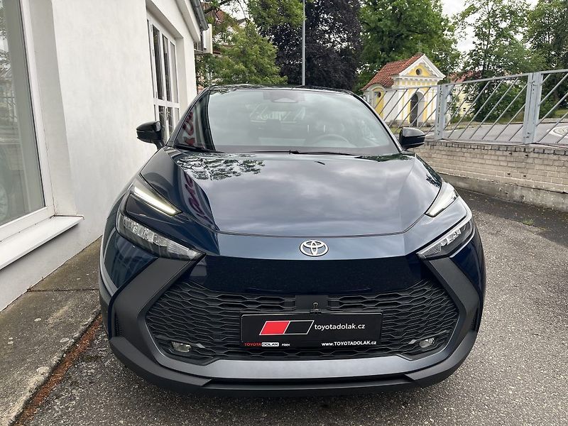 Toyota C-HR 1.8L HEV Comfort - fotka 2 z 27