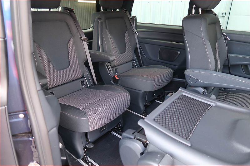 Mercedes-Benz Třídy V (2025) 250 d - fotka 22 z 23