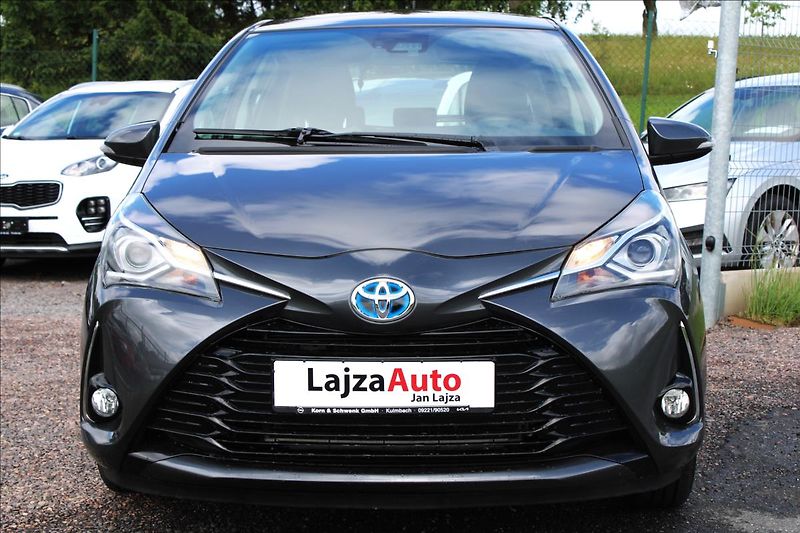 Toyota Yaris 1,5 Hybrid Comfort, Kamera - fotka 3 z 28