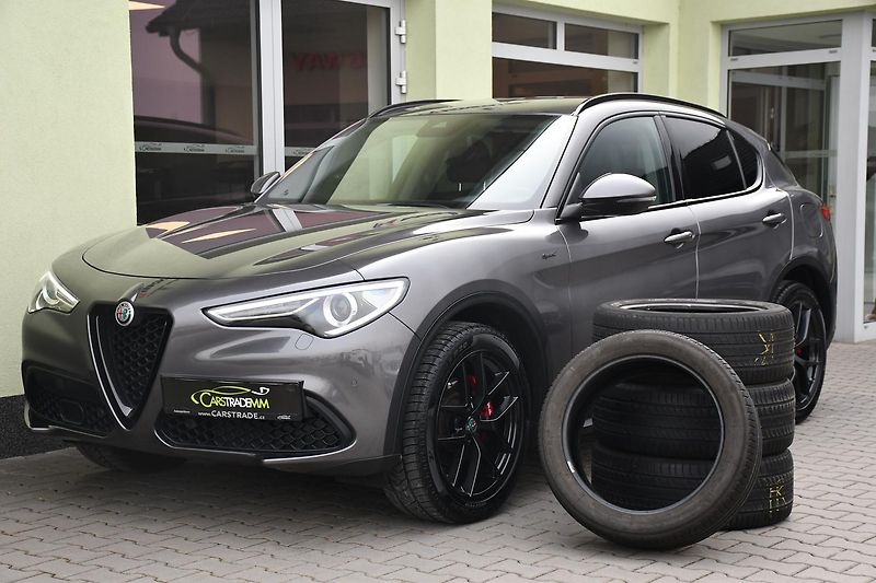 Alfa Romeo Stelvio 2.0TURBO 16V Q4 147kW SPRINT - fotka 2 z 45