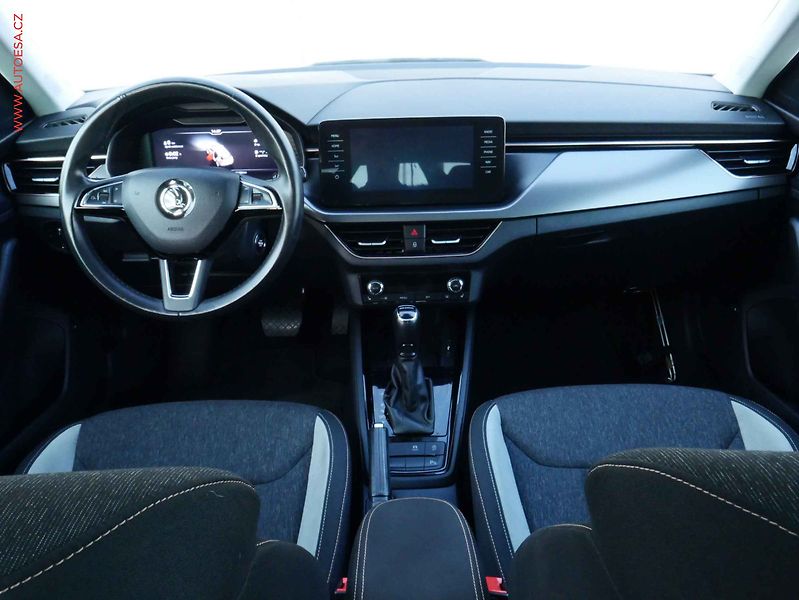 Škoda Kamiq (2020) 1.5 TSi, Style, DSG, TZ - fotka 8 z 21