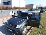 Nissan Pathfinder (2006) 2.5 DCi 4x4 manuál redukce  - náhled 17