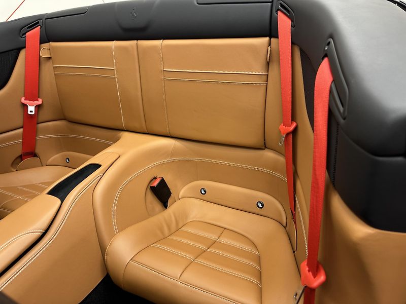 Ferrari California (2015) T*CAMERA*QUIO*TEMPOMAT*DPH*TOP - fotka 14 z 17