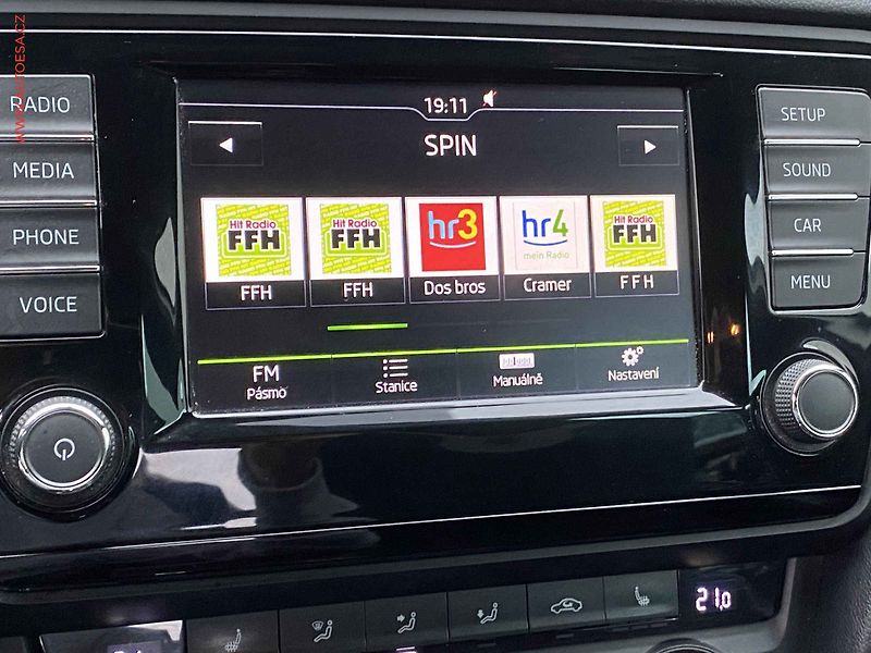 Škoda Octavia (2016) 2.0 TDi, RS, bixen, TZ, +kola - fotka 15 z 18