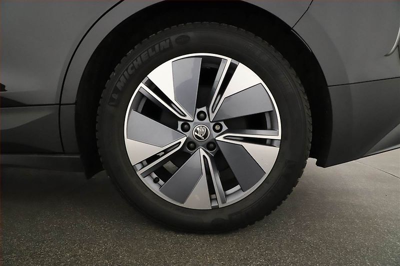 Škoda Enyaq (2021) iV 80 (82 kWh), SoH 90% - fotka 12 z 30