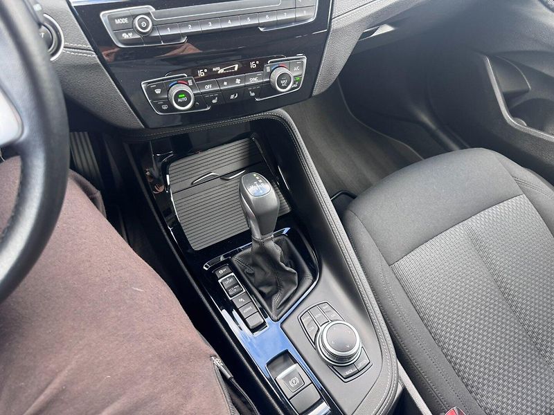 BMW X2 (2022) 4X4 25E 1,5i 162KW ZÁRUKA DPH - fotka 29 z 50