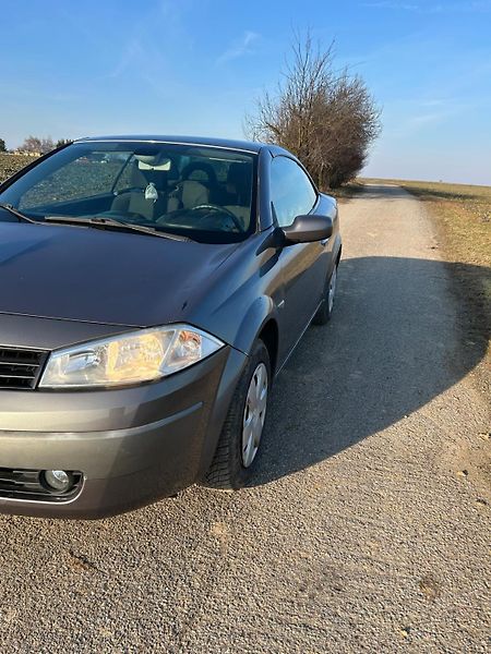 Renault Mégane (2005) - fotka 15 z 17
