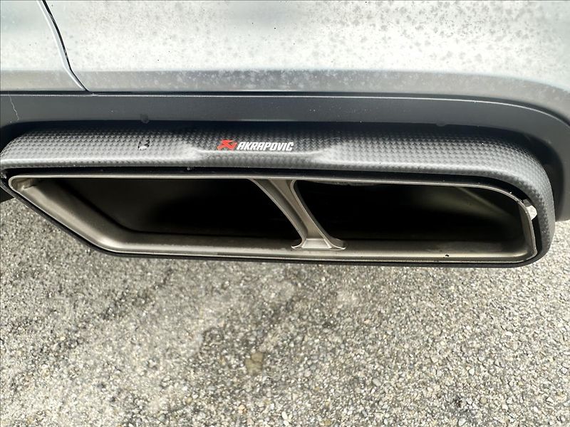 Mercedes-Benz GLE Mercedes-AMG 63 S 4MATIC+ - fotka 13 z 14