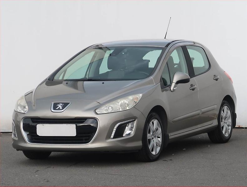 Peugeot 308 (2012) 1.6 VTi, ČR,1.maj, Serv.kniha - fotka 2 z 17