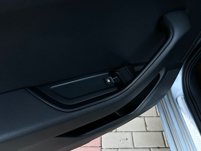 Škoda Superb (2019) 2.0TDI-STYLE-P.KAMERA-TAŽNÉ.Z - fotka 17 z 50