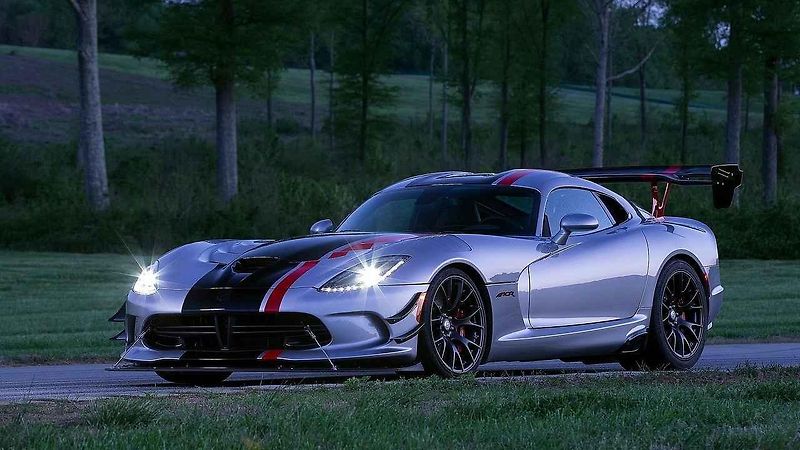 SRT Viper.