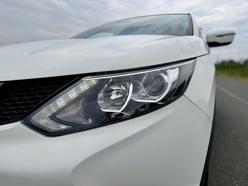 Nissan Qashqai 1.2 DIG-T ROZVODY SERVISKA DPH - fotka 9 z 33