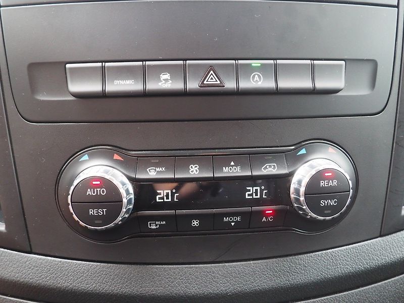 Mercedes-Benz Vito (2020) 250d 140 kW, Webasto, Automat - fotka 29 z 30