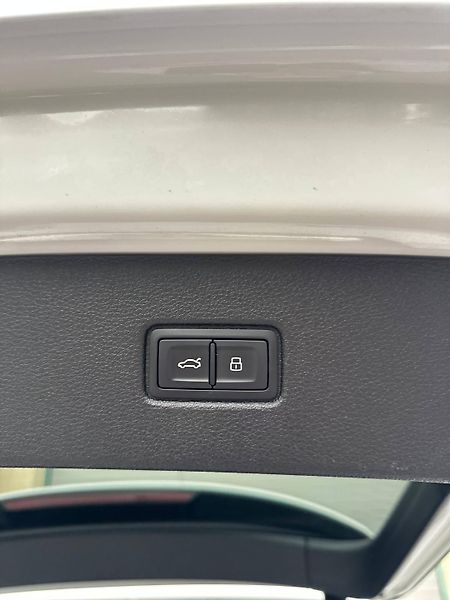 Audi Q7 (2017) 3.0 TFSI PREMIUM+ 360° 7 MIST - fotka 20 z 37