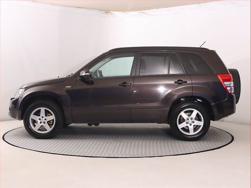 Suzuki Grand Vitara (2014) 1.9 DDiS, 4X4, Navi, Xenony - fotka 3 z 18