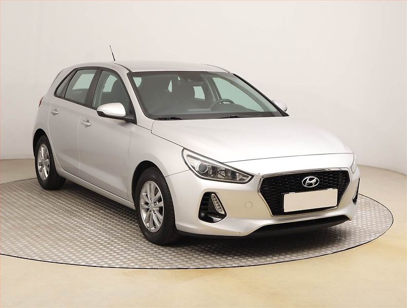 Hyundai i30 (2017) 1.0 T-GDI, Tempomat - fotografie inzerátu