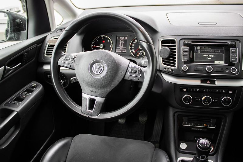 Volkswagen Sharan - fotka 37 z 39