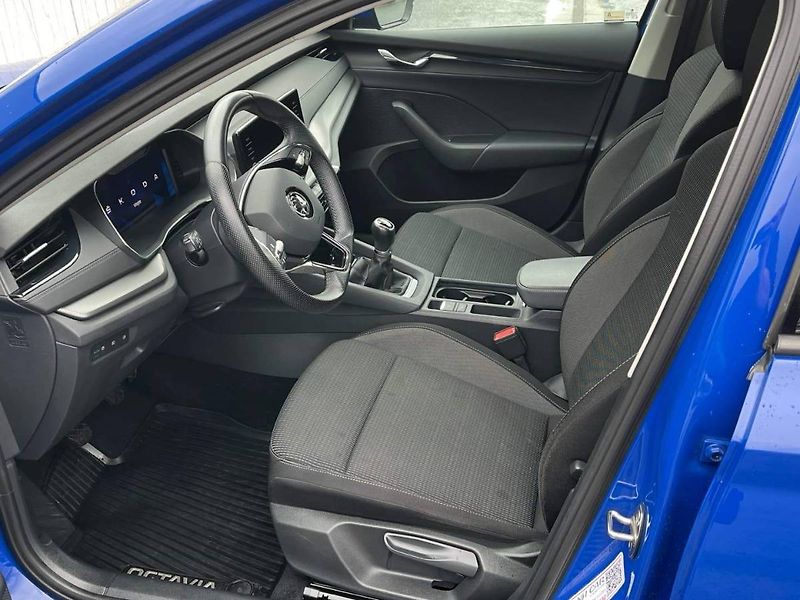 Škoda Octavia (2022) 2.0 TDI Ambition - fotka 13 z 20