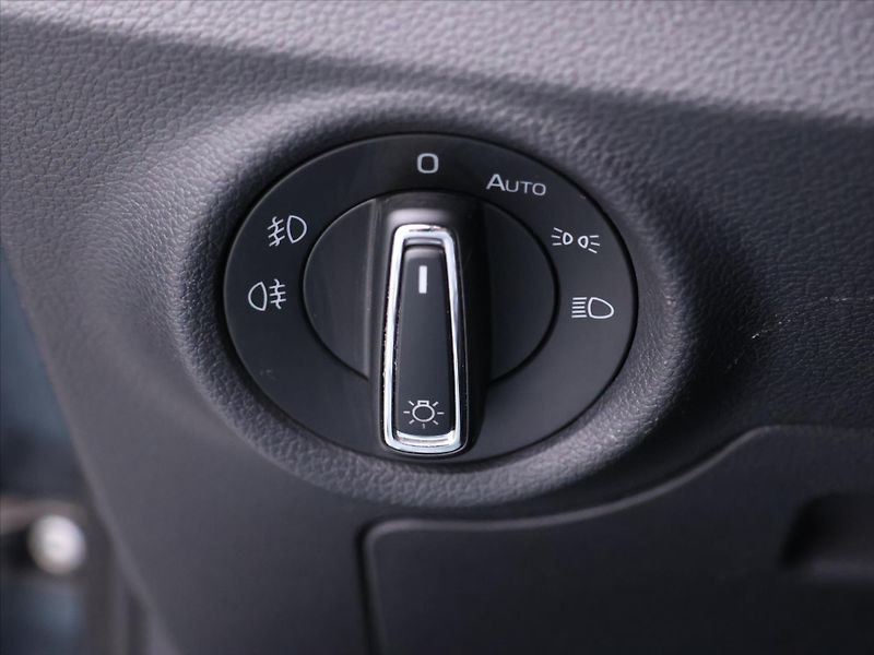 Škoda Kamiq 1,5 TSI 110kW Style DSG CZ - fotka 15 z 34