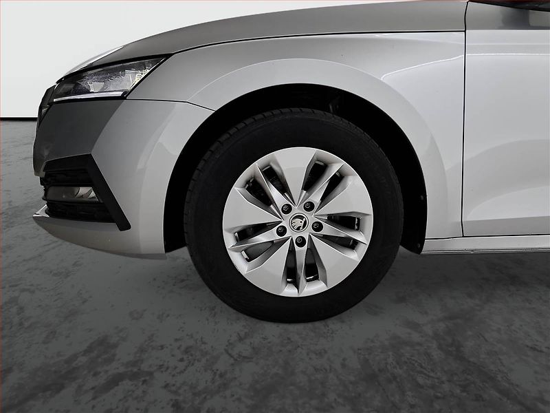 Škoda Octavia (2022) Ambition 2.0 TDI, ČR,1.maj - fotka 15 z 16