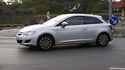Maskovaný prototyp Seatu Leon 2012.