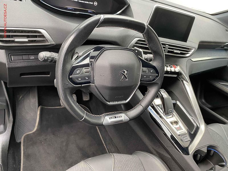 Peugeot 3008 (2020) 1.2 PT, GT Line, AT, LED - fotka 12 z 20