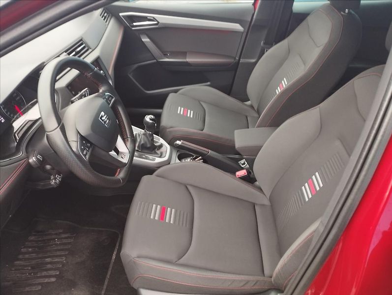 Seat Arona 1,0 TSi 85KW FR - fotka 7 z 23