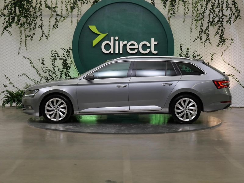 Škoda Superb - fotka 3 z 27
