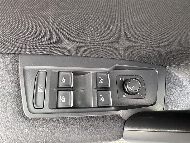 Volkswagen Tiguan Allspace 2,0 TDi140kW,4M,Pano,Led,Highl - fotka 4 z 48