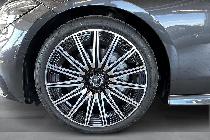 Mercedes-Benz CLE 300 4M AMG Premium Pano Venti - fotka 7 z 22