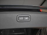 Volvo XC90 (2026) 2,0 T8  Ultra Dark - náhled 17
