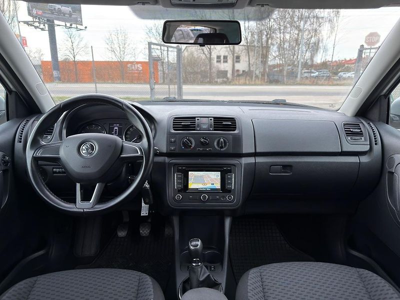 Škoda Fabia 1.2 TSI 63 kW navigace - fotka 8 z 19