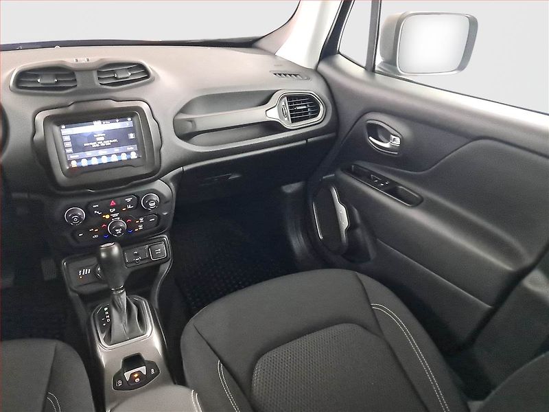 Jeep Renegade (2021) 2.0 MultiJet, 4X4, Automat - fotka 8 z 18