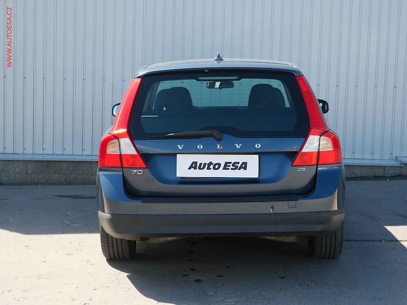 Volvo V70 (2008) 2.4 D5, AC, temp - fotka 5 z 14