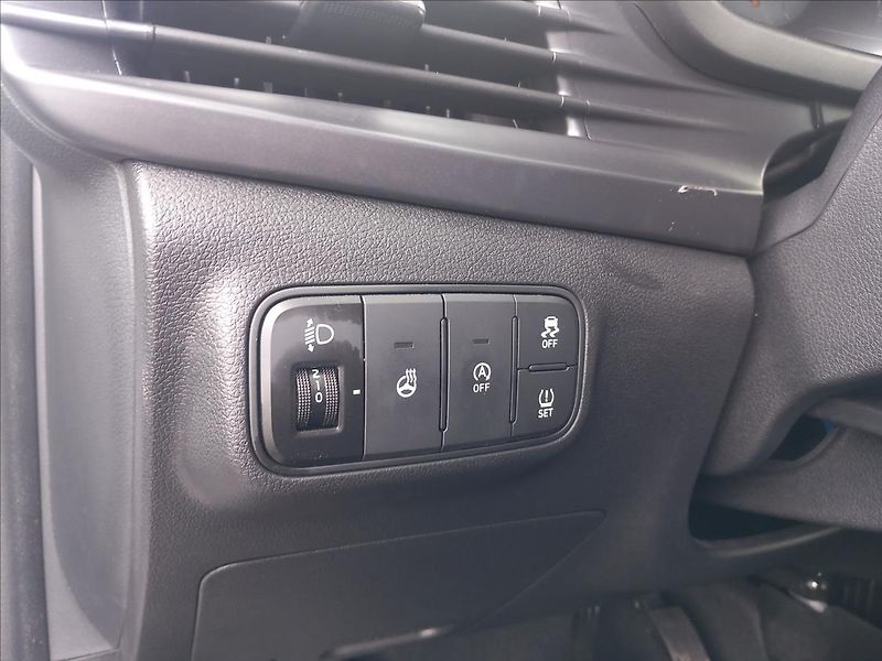 Hyundai Bayon 1,0 T-GDI SMART DCT - fotka 14 z 20