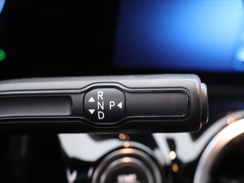 Mercedes-Benz Třídy B 1,5 180d 85kW Aut. Led Navi CZ - fotka 22 z 36