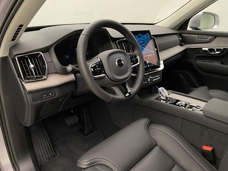 Volvo XC90 (2026) T8 AWD Plug-in BRIGHT PLUS 7m - fotka 26 z 73