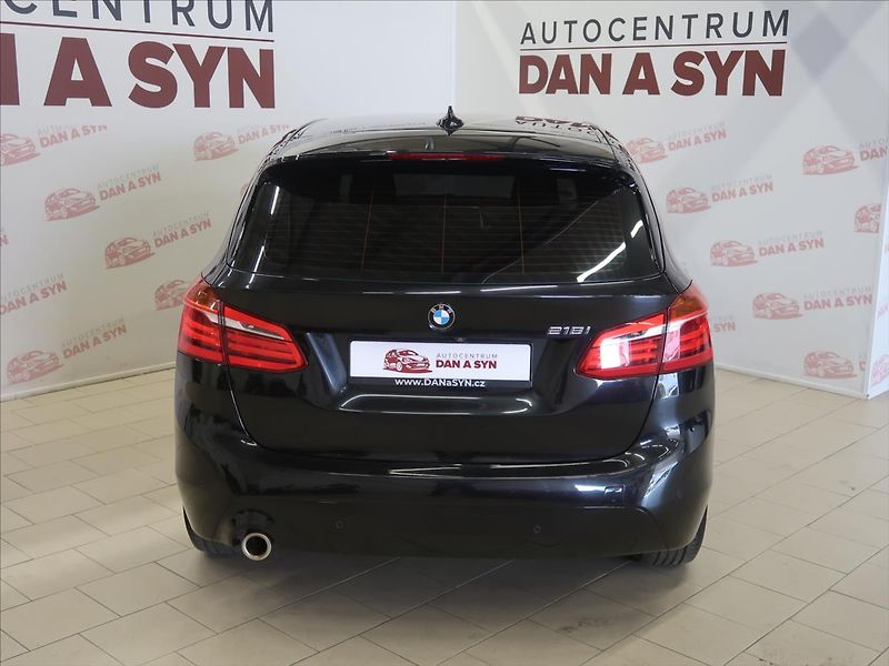 BMW Řada 2 1,5 218i serv. historie, - fotka 5 z 35
