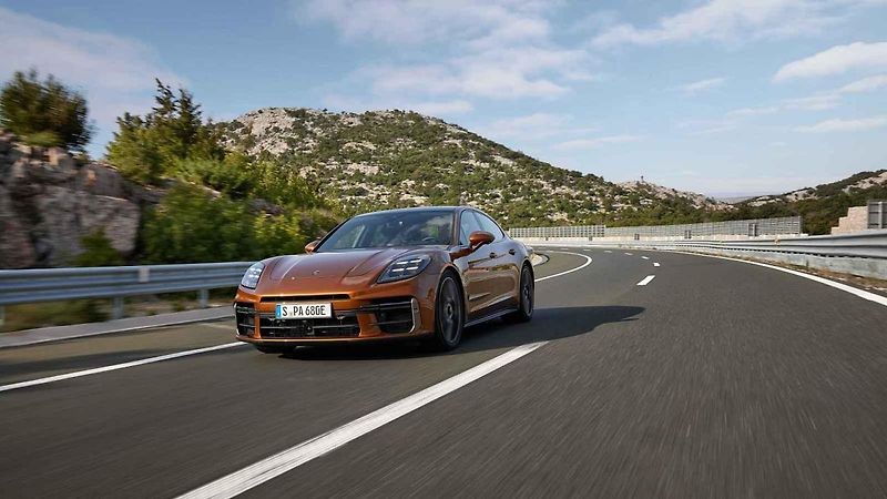 Česká premiéra Porsche Panamera v pražském bytě