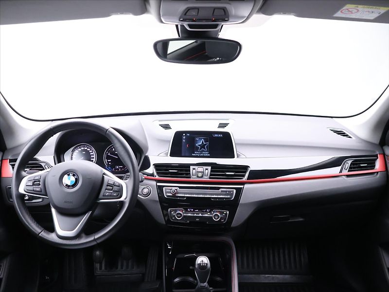BMW X1 2,0 Xdrive 18d Sport - fotka 32 z 40