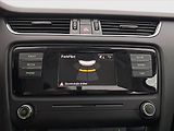 Škoda Octavia (2015) 1.2 TSI, Tempomat - náhled 17
