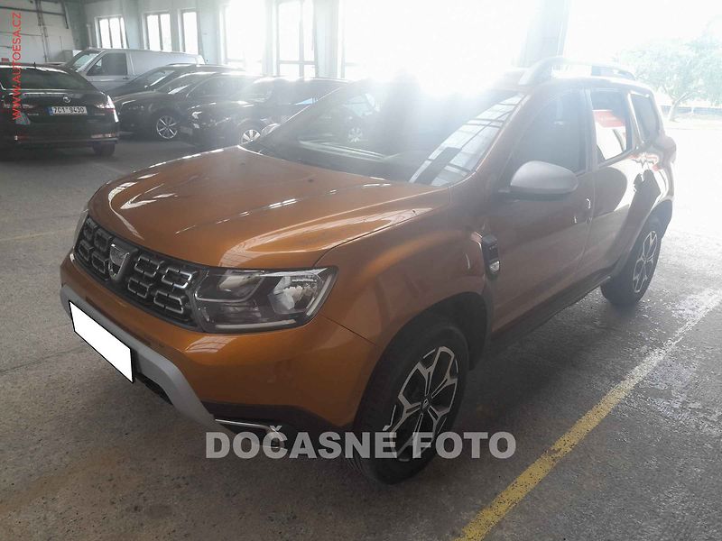 Dacia Duster (2019) 1.6i 4x4, 2.maj,ČR, navi - fotka 1 z 3