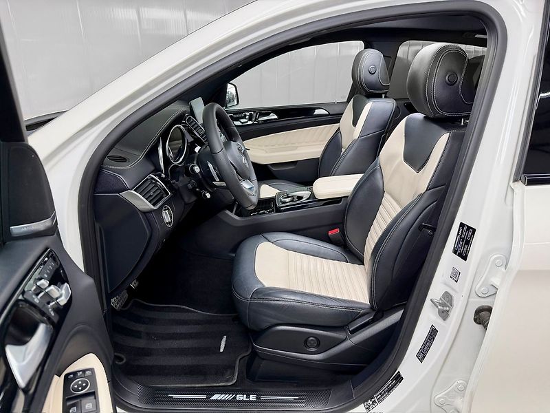 Mercedes-Benz GLE d 4M AMG COUPE, PANO, EL. TAŽN - fotka 9 z 27