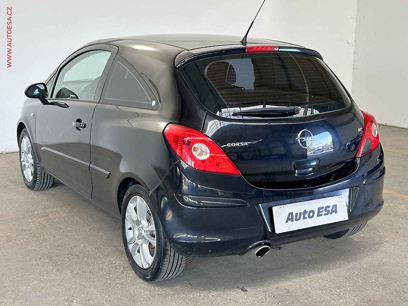 Opel Corsa (2007) 1.2i, 1.maj, Tempomat - fotka 6 z 14
