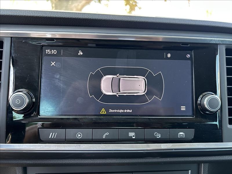 Seat Ateca 1,5 TSi DSG DPH  LED,ALU - fotka 22 z 49