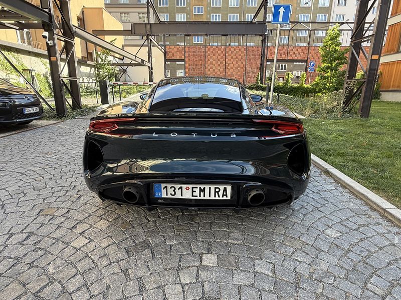 Lotus Emira (2023) V6 Manuál First Edition - fotka 4 z 9