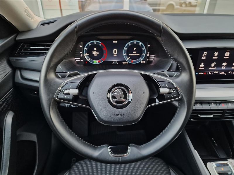 Škoda Octavia 2.0TDI DSG Ambition,ČR,1.Maj. - fotka 21 z 50