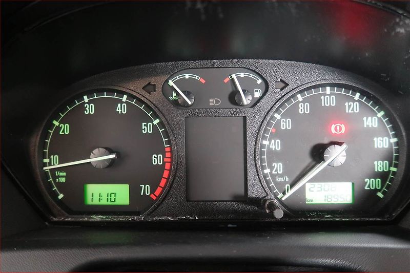 Škoda Fabia (2000) 1.4, Tažné, udržované - fotka 11 z 14