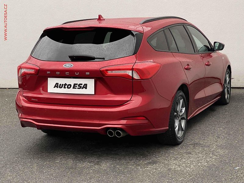 Ford Focus (2020) 1.5 TDCi, ST-Line, AT, TZ - fotka 4 z 20